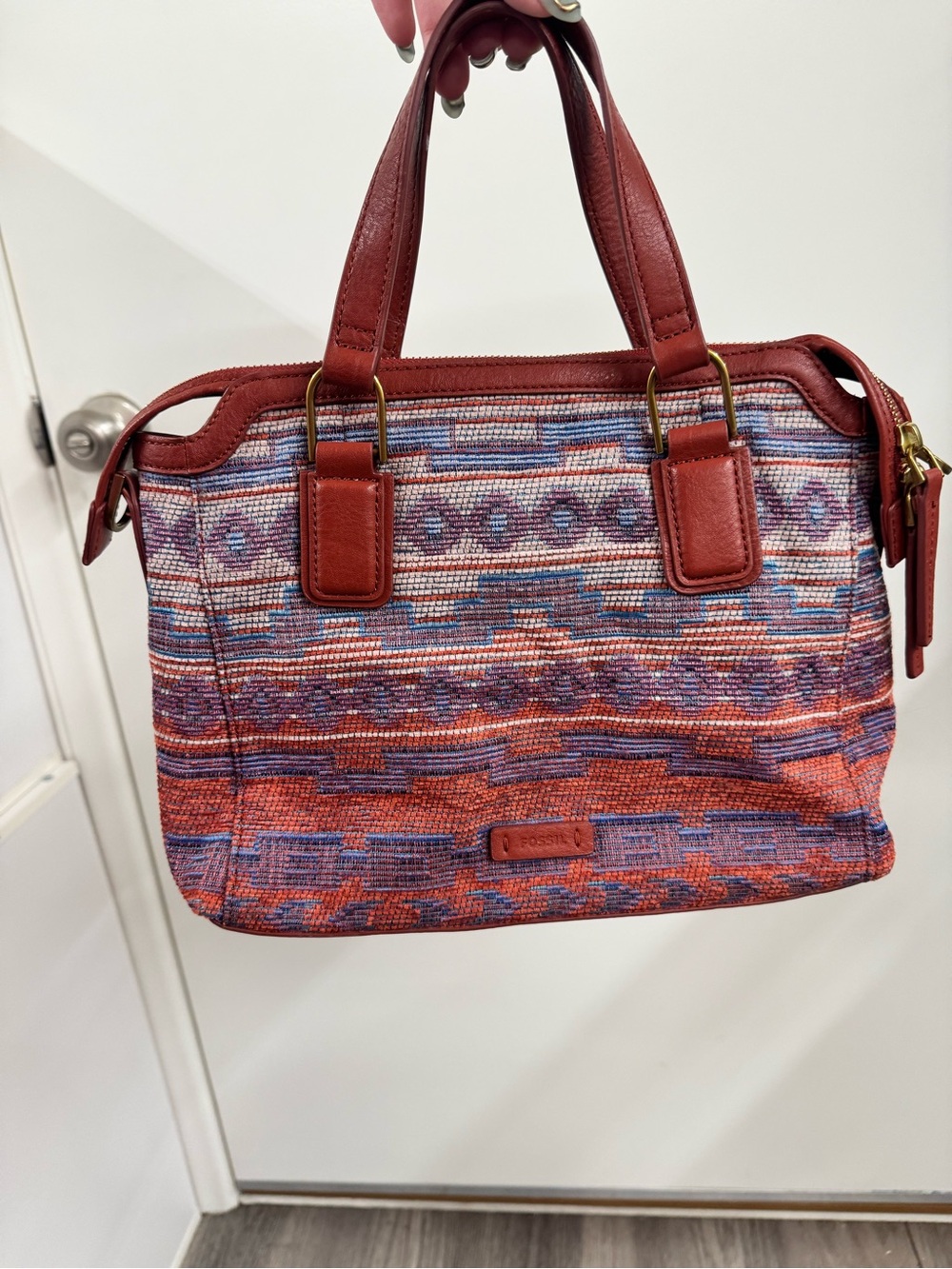 FOSSIL satchel bag strap included